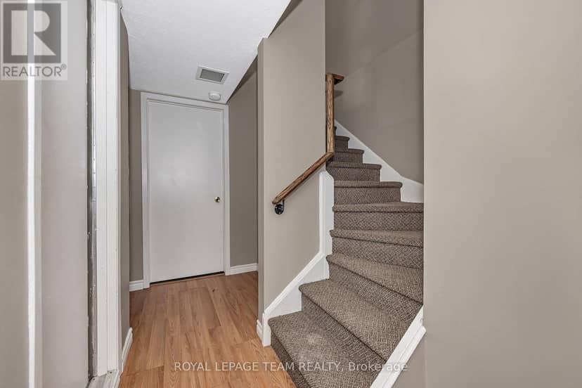 D - 284 Dalehurst Drive, Ottawa, photo 8
