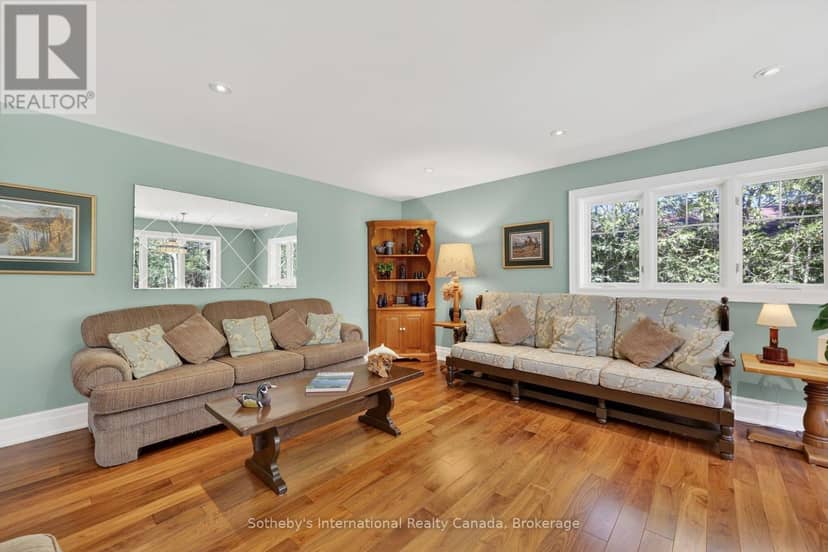 1036 River Road E — photo 10 of 40
