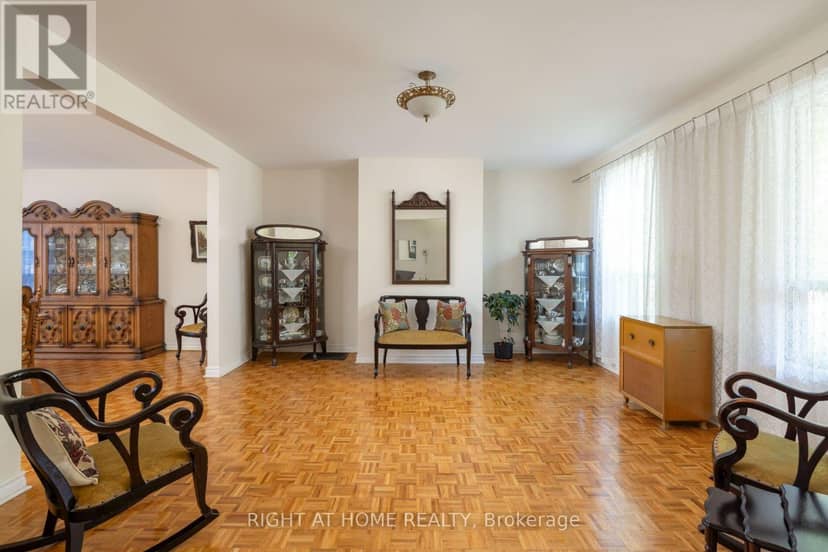 239 Seaton Street — photo 10 of 40