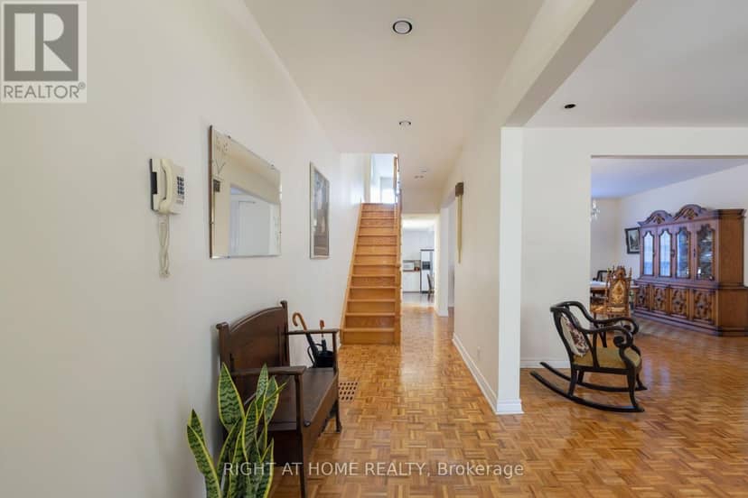 239 Seaton Street — photo 18 of 40