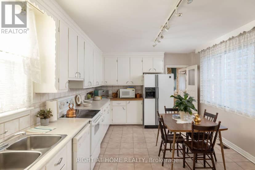 239 Seaton Street — photo 21 of 40