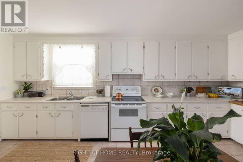 239 Seaton Street — photo 22 of 40