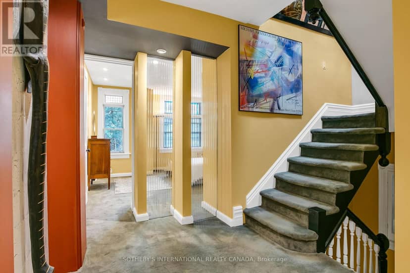 460 Wellesley Street E — photo 19 of 40