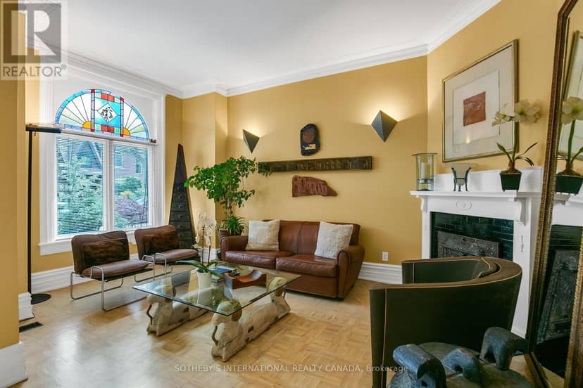 460 Wellesley Street E — photo 6 of 40