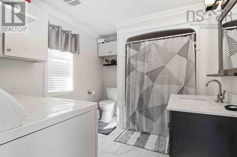 57 St Phillips Street — photo 6 of 14