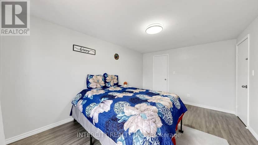 142 - 21 Livonia Place — photo 23 of 40