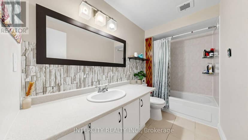 142 - 21 Livonia Place — photo 34 of 40