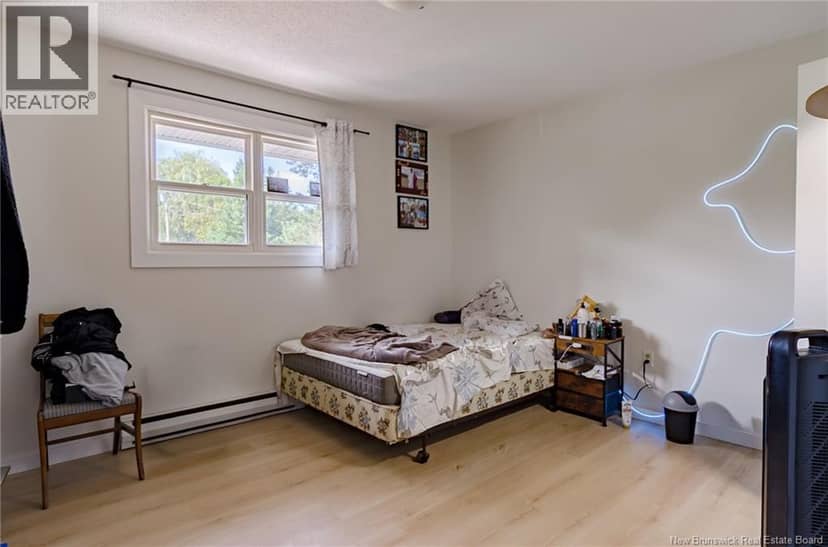 6 Parkdale Avenue — photo 13 of 20