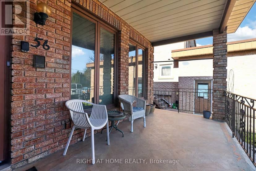 56 Birch Avenue, Richmond Hill, photo 3