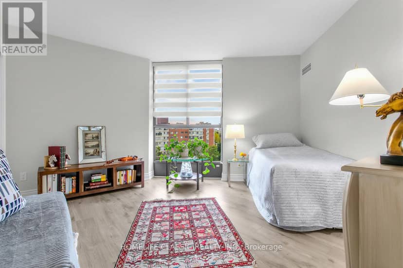 803 - 40 Baif Boulevard — photo 18 of 29