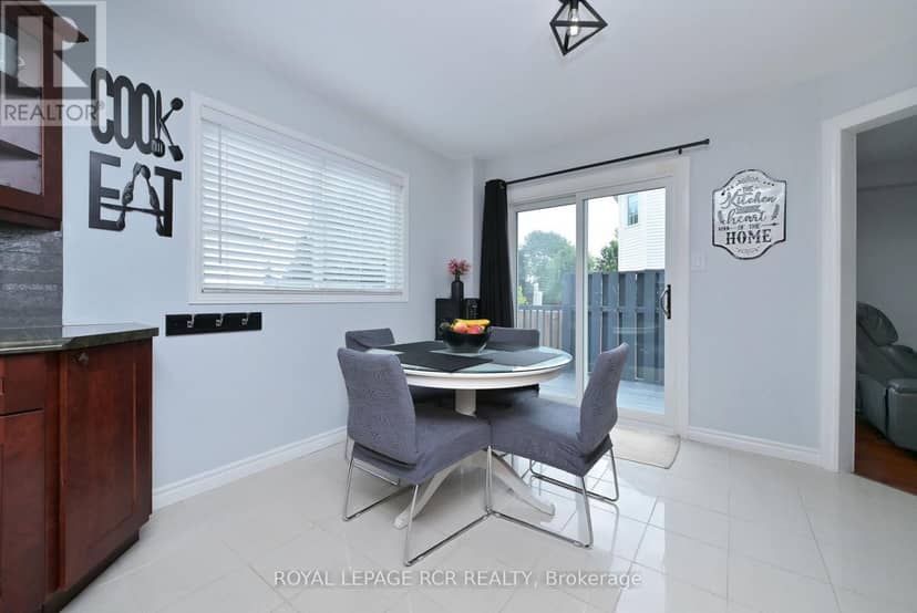 45 Fieldgate Drive — photo 10 of 40