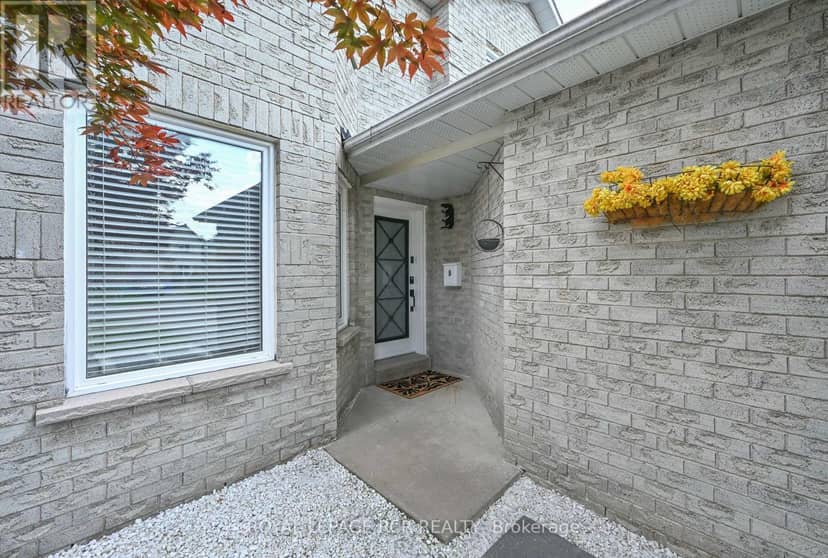45 Fieldgate Drive — photo 4 of 40