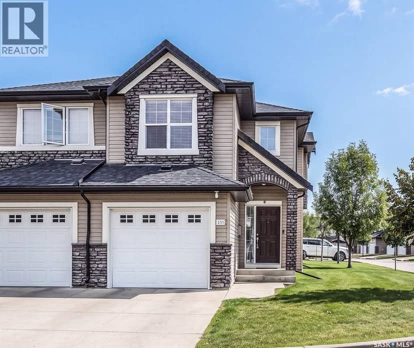 211 410 Ledingham WAY — photo 33 of 33