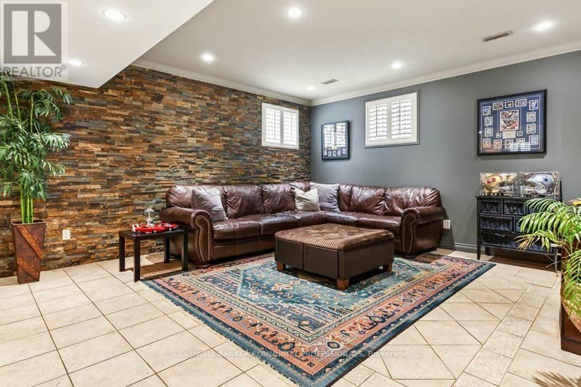 55 Chianti Crescent — photo 24 of 40