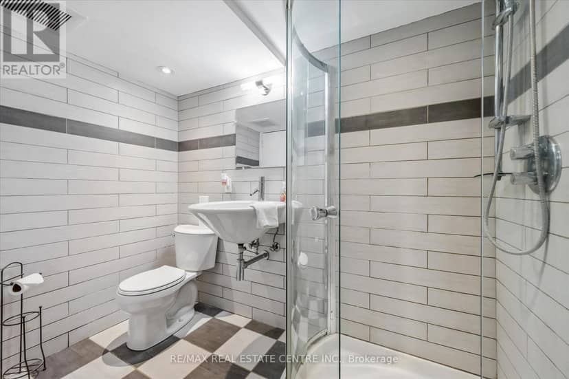 21 Tinatawa Court — photo 27 of 40