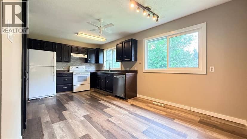 511 Main Street — photo 10 of 26