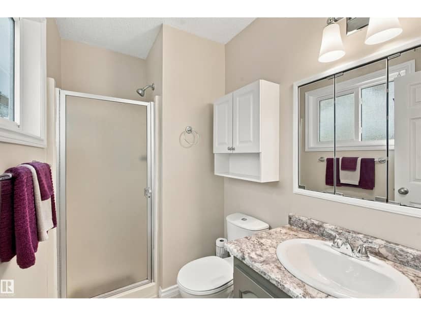 4007 50A AV — photo 17 of 36