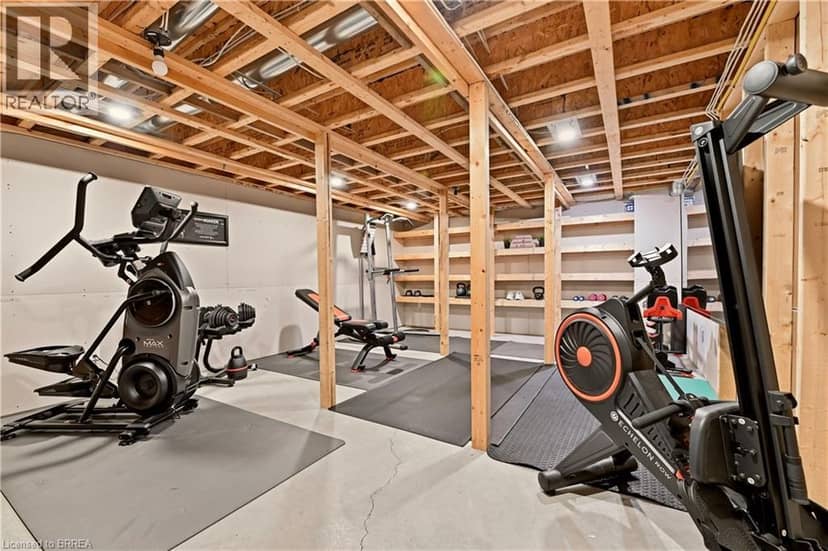 25 DUNBAR Street — photo 36 of 40