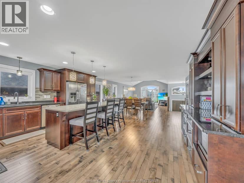 1385 Pascal Avenue — photo 14 of 40