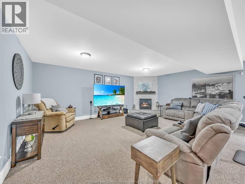 1385 Pascal Avenue — photo 27 of 40