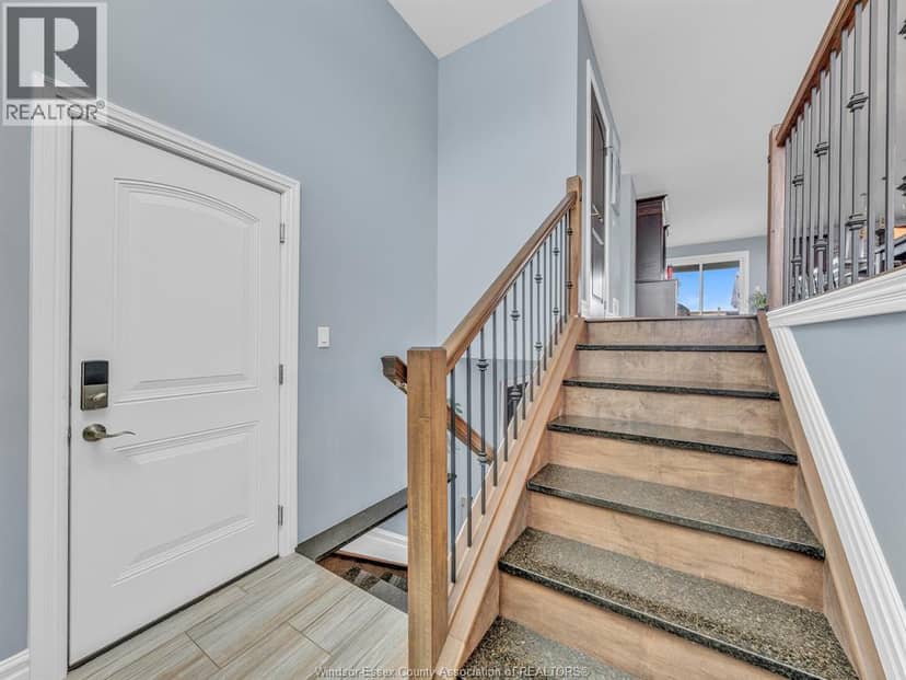1385 Pascal Avenue — photo 8 of 40
