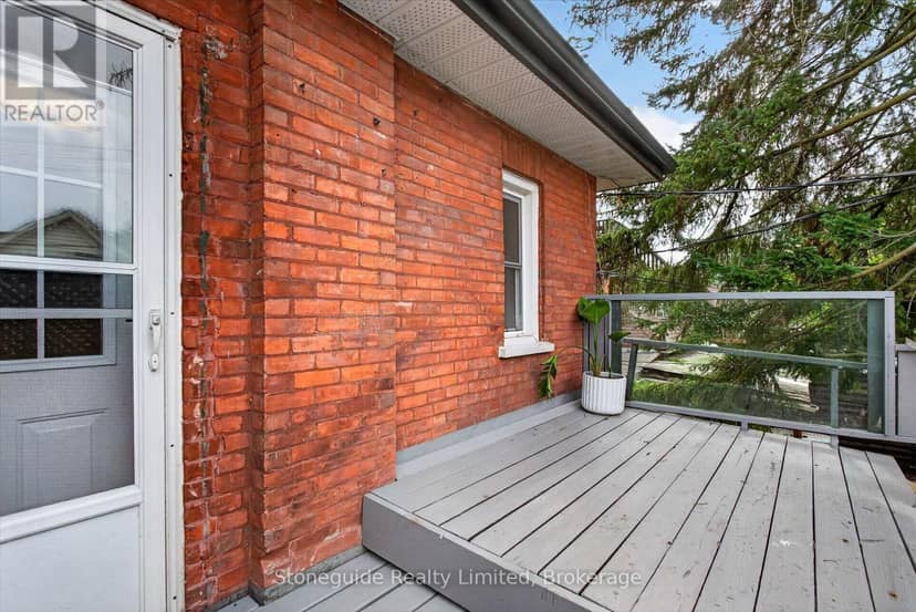 540 Charlotte Street — photo 27 of 40