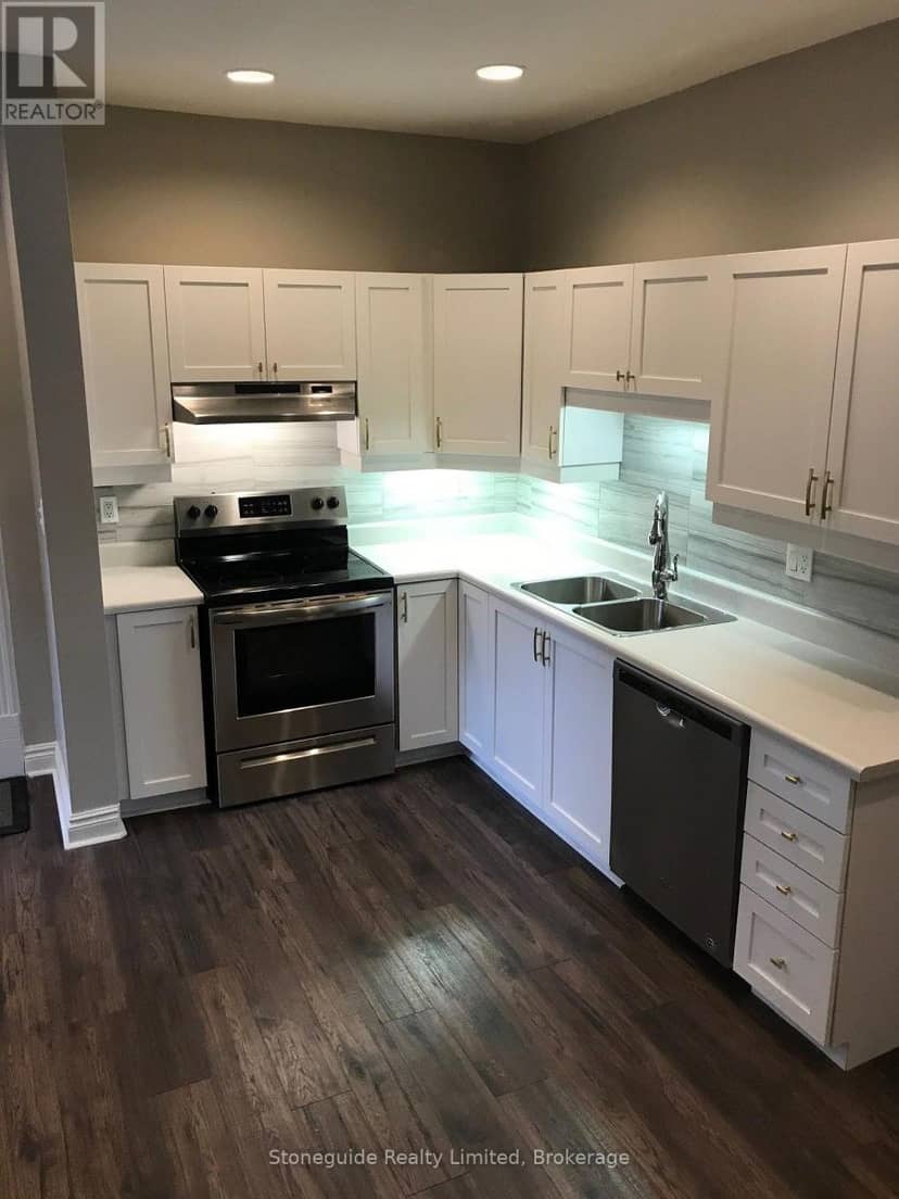 540 Charlotte Street — photo 38 of 40