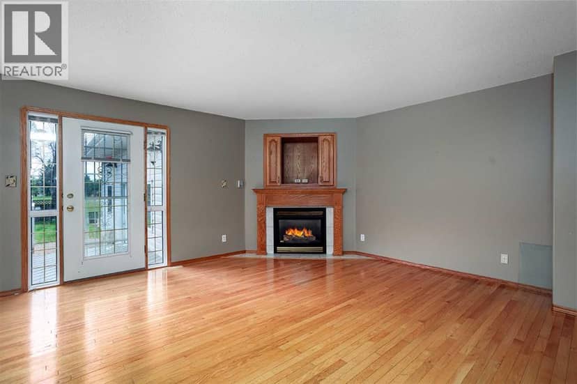 5212 43 Avenue, Camrose, photo 8