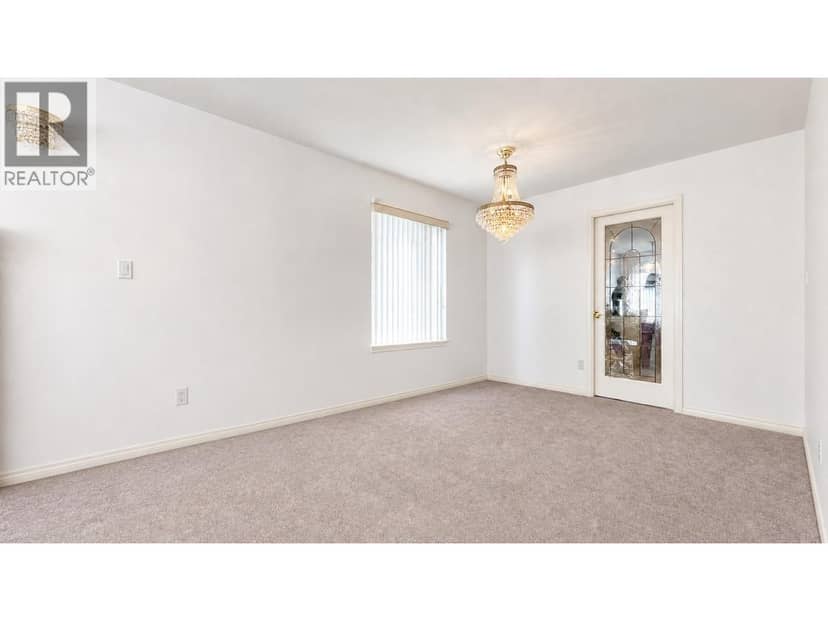 3211 Queens Avenue, Vancouver, photo 4
