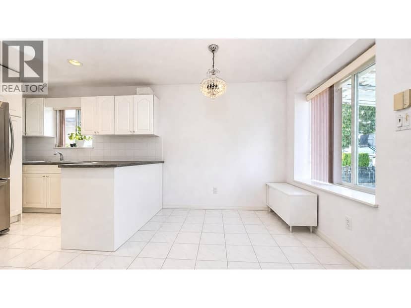 3211 Queens Avenue, Vancouver, photo 7