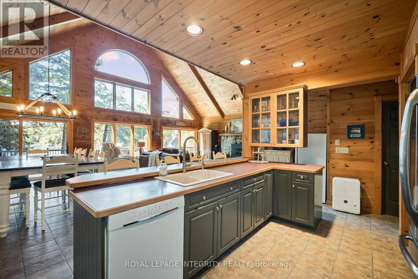 26 Wallace Island — photo 17 of 40
