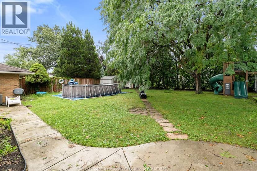 2725 Buckingham Drive — photo 38 of 40