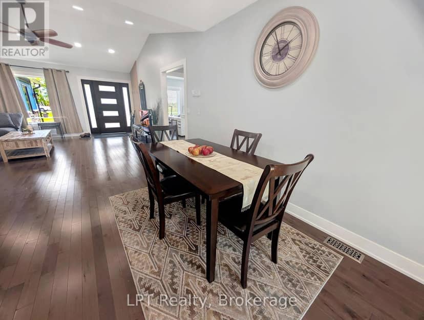20 Red Bay Road — photo 18 of 40