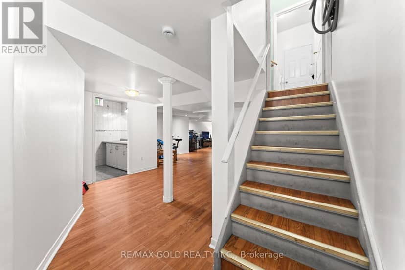 35 Goreridge Crescent — photo 18 of 27