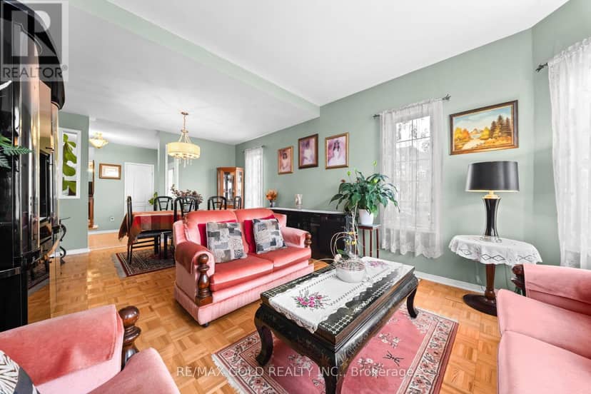 35 Goreridge Crescent — photo 5 of 27