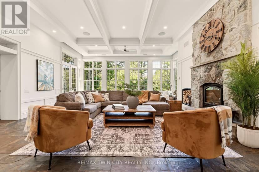 25 Dunbar Street, Brant, photo 2