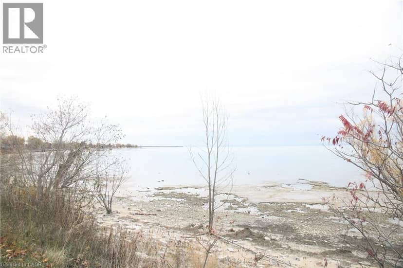 2525 LAKESHORE Road, Dunnville