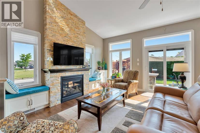 1340 Aspenshore  Ave — photo 6 of 37