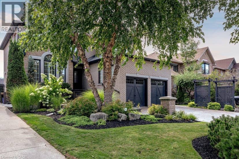 55 CHIANTI Crescent, Stoney Creek, photo 2