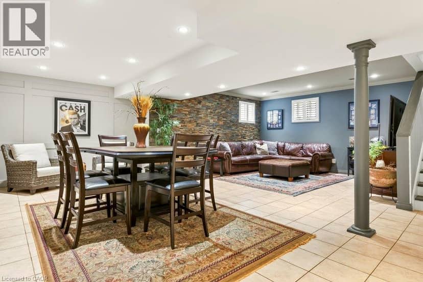 55 CHIANTI Crescent — photo 25 of 40
