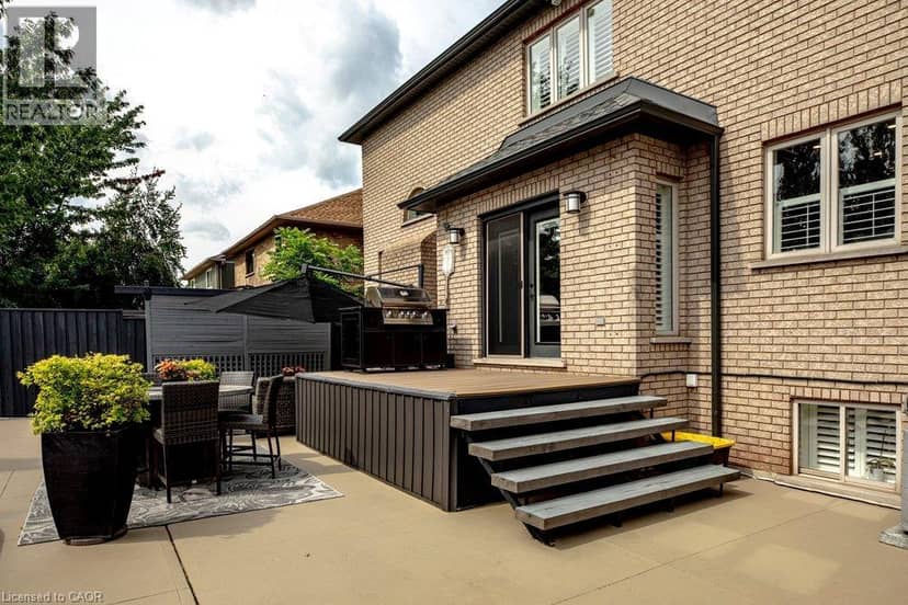 55 CHIANTI Crescent — photo 36 of 40