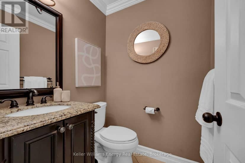 35 Living Court — photo 18 of 40