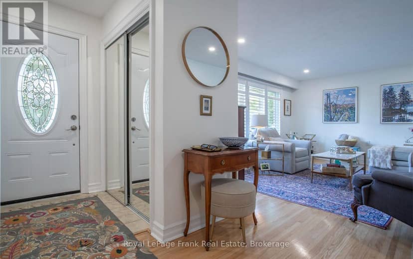 129 Keewatin Street N, Oshawa, photo 6