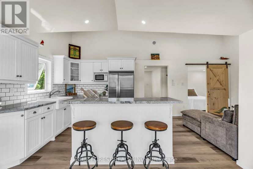 213 William Street — photo 13 of 36