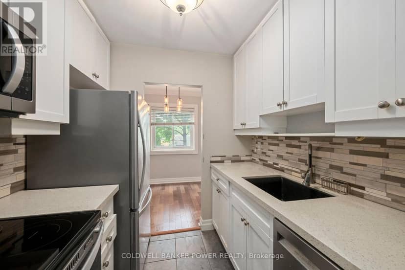 403 - 570 William Street — photo 11 of 24