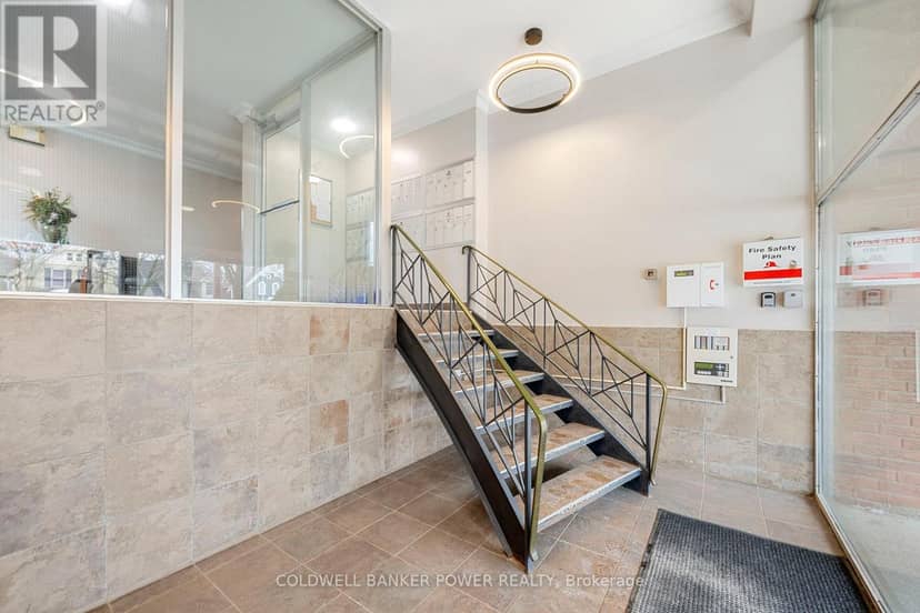 403 - 570 William Street — photo 24 of 24
