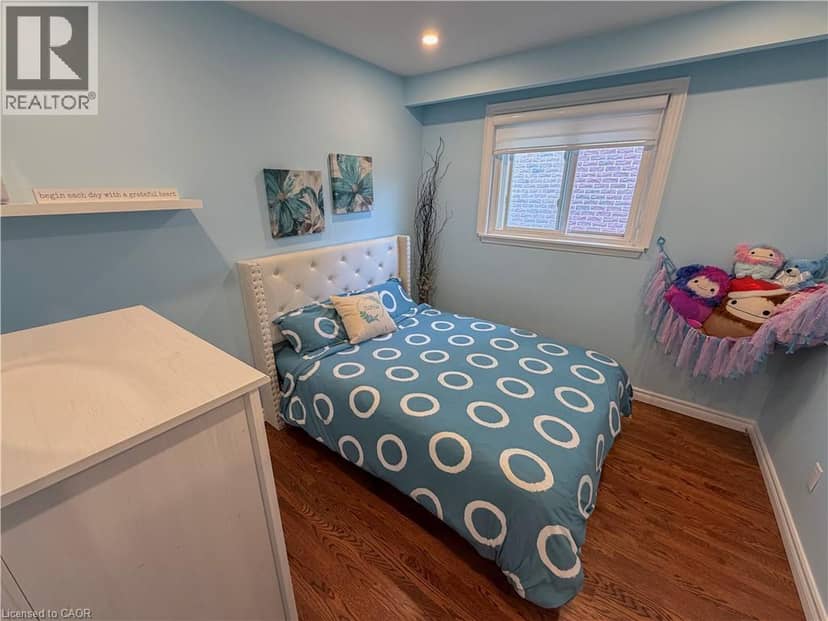 238 LAURIER Avenue — photo 13 of 32
