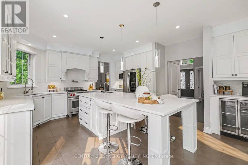 1783 Heatherstone Crescent — photo 13 of 40
