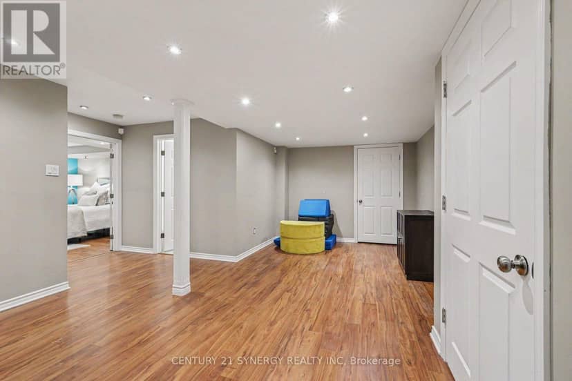 1783 Heatherstone Crescent — photo 35 of 40