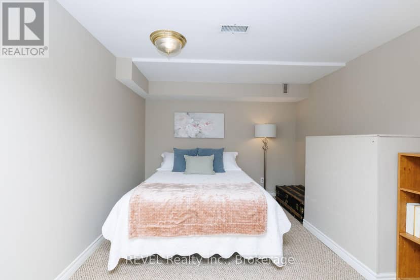 2779 Baker Road — photo 35 of 40